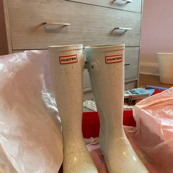 Size 5 teal hunter boot - Picture 3 of 4